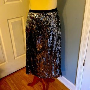 NWT Nine West Sequin side slit midi form fitting skirt